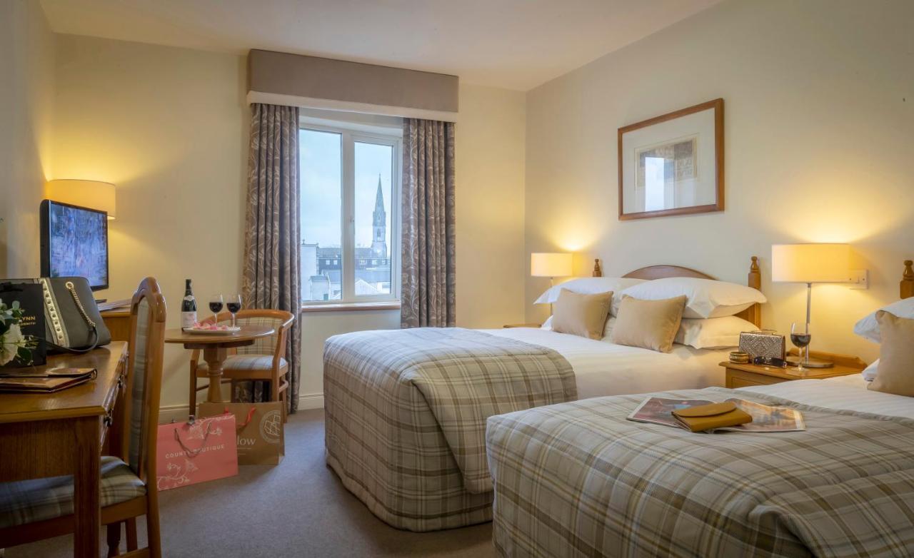Double Room,1615645337:JPEG